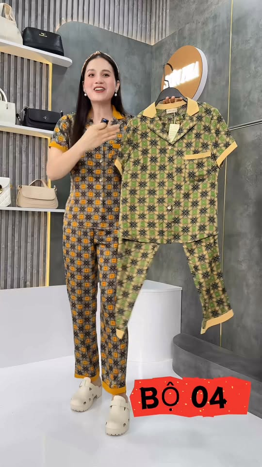 [🆕🇻🇳] Sơn Pha Fashion – Chuyên viên tạo phong cách thời trang  👕 Top1Fashion 👗   Mỗi màu e còn 2 bộ ạ.