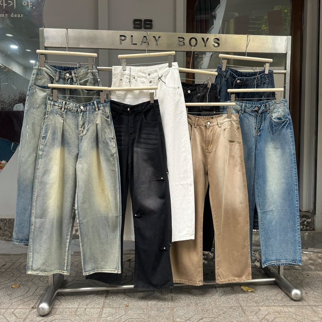 [🆕🇻🇳] Play Boys – Cửa hàng quần áo nam [🆕Top1Vietnam🇻🇳]  👕 Top1Fashion 👗  Treo ra ngoài chụp mà cameramen bán đc 2 cái cho khách qua đường   khéo phải bê ra đường chạy quảng cáo thôi