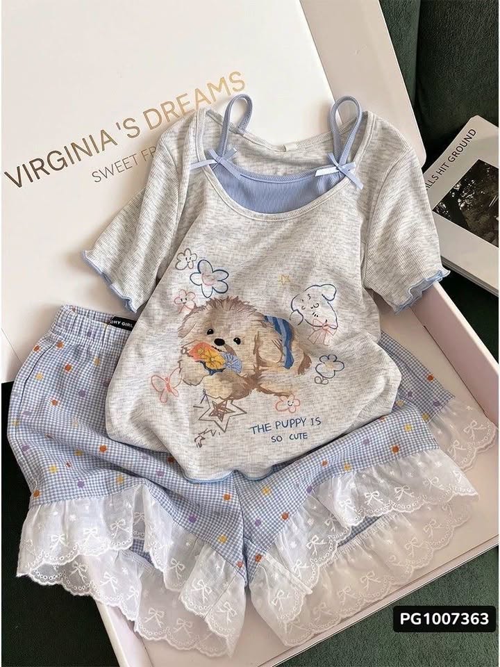 [🆕🇻🇳] Shop Đẹp VN VI – Trang phục – quần áo   👕 Top1Fashion 👗   MS PG1007363
Bộ đồ ngủ họa tiết cún con phối sọc xanh da trời cực kỳ đáng yêu.
Thiết kế áo hai dây kết hợp quần đùi viền ren điệu đà, dễ thương.
Chất vải t