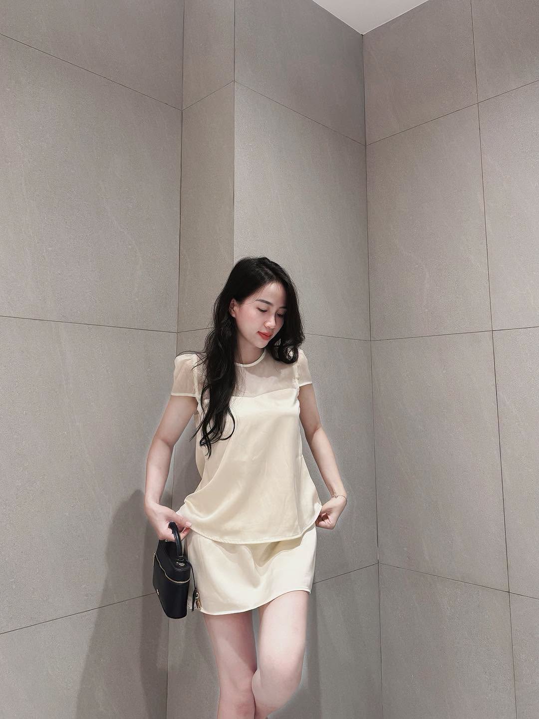 [🆕🇻🇳] Dimo shop – 422 núi thành – Cửa hàng quần áo nữ  👕 Top1Fashion 👗   Cuối tuần rồi ạ  
Tìm đồ xinh thì ghé e nhaaaa