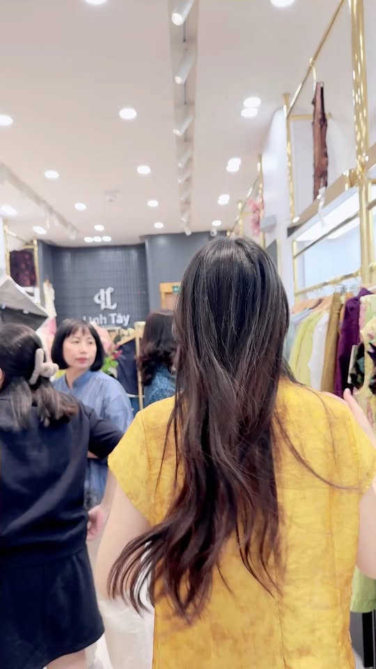 [🆕🇻🇳] LINH TÂY STORE – Cửa hàng quần áo nữ  👕 Top1Fashion 👗   CÁC CHỊ ƠI qua ngay 254 CẦU GIẤY với em ạ #linhtaystore #sbo6220