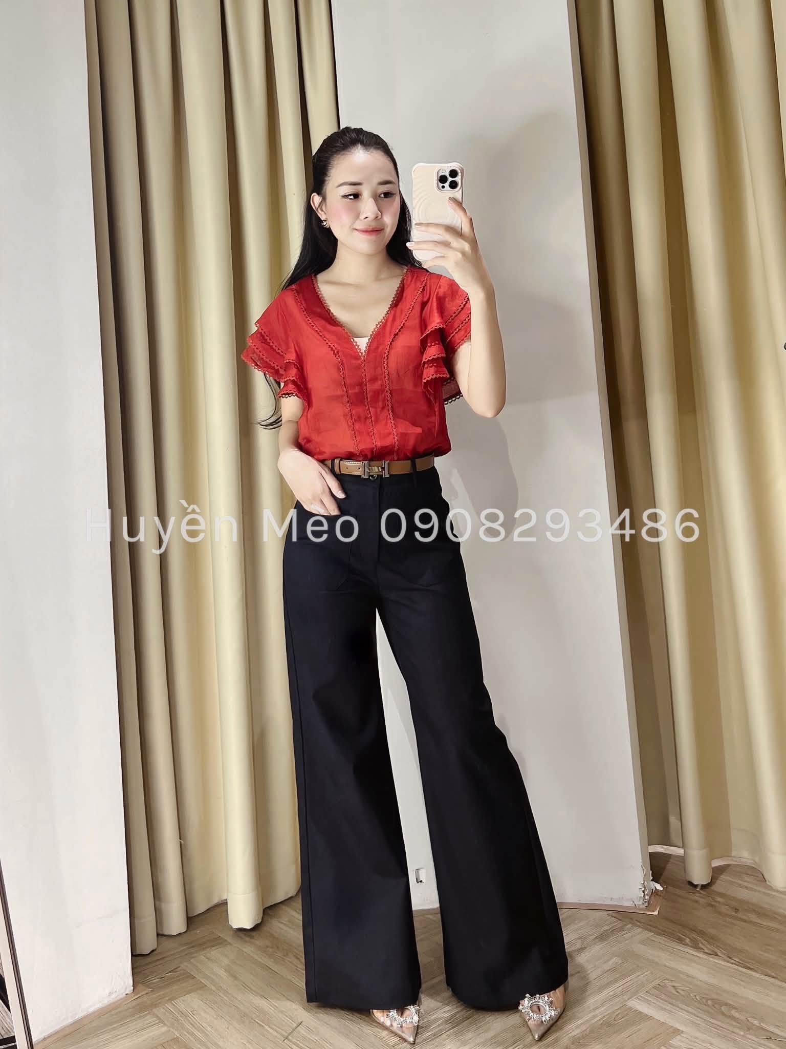 [🆕🇻🇳] TỔNG KHO ĐẸP SHOP 👕 Top1Fashion 👗  
Dnay đỏ chuộng ghê cứ về mã đỏ nào là choáy mã đó ..tiếp tục về thêm 1 em áo đỏ xinh xỉu mặc tôn da vai bèo cực xinhhh sẵn S M ạ