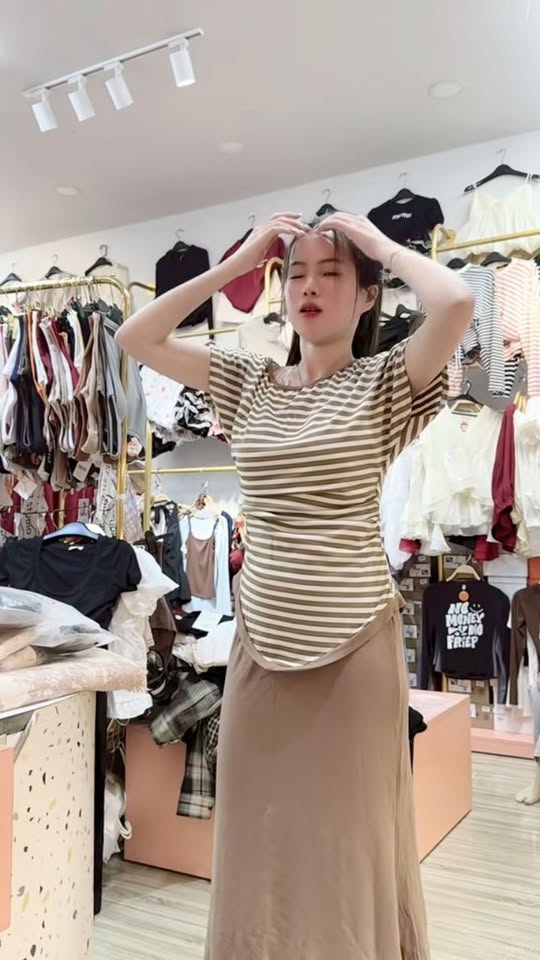 [🆕🇻🇳] Ánh Tuyết Store – Quần Áo Thời Trang Nữ Giá Rẻ  👕 Top1Fashion 👗   Set váy dài đuôi cá lệch vai xinh lắm lun í